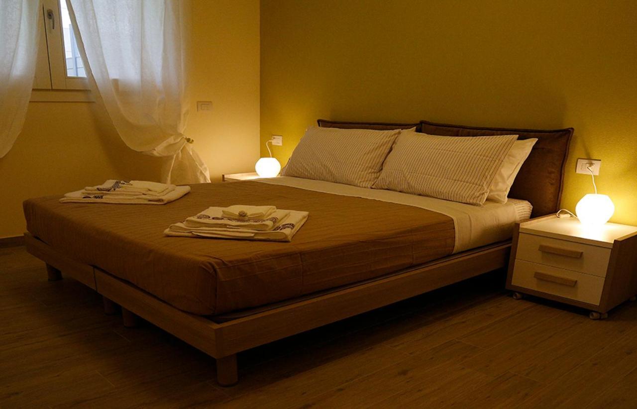C.A.V. B&B Curiel20 Сан-Донато-Миланезе Экстерьер фото