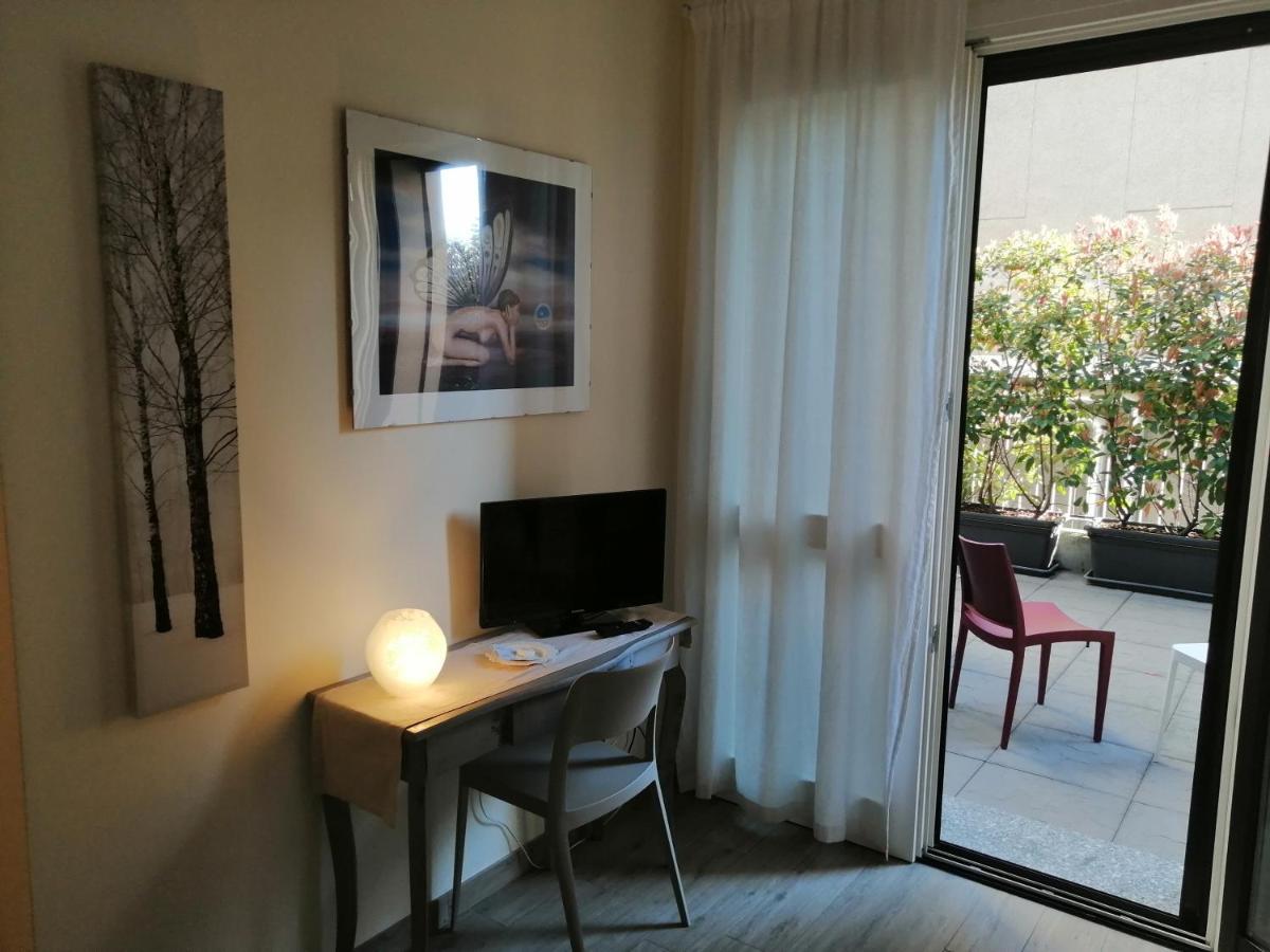 C.A.V. B&B Curiel20 Сан-Донато-Миланезе Экстерьер фото